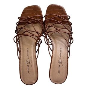 Chinese Laundry Los Angeles Brown Strappy 2.5”  Heel Size 8